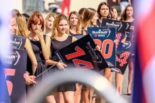 GRID WALK