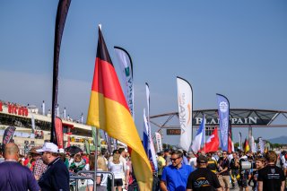 GRID WALK