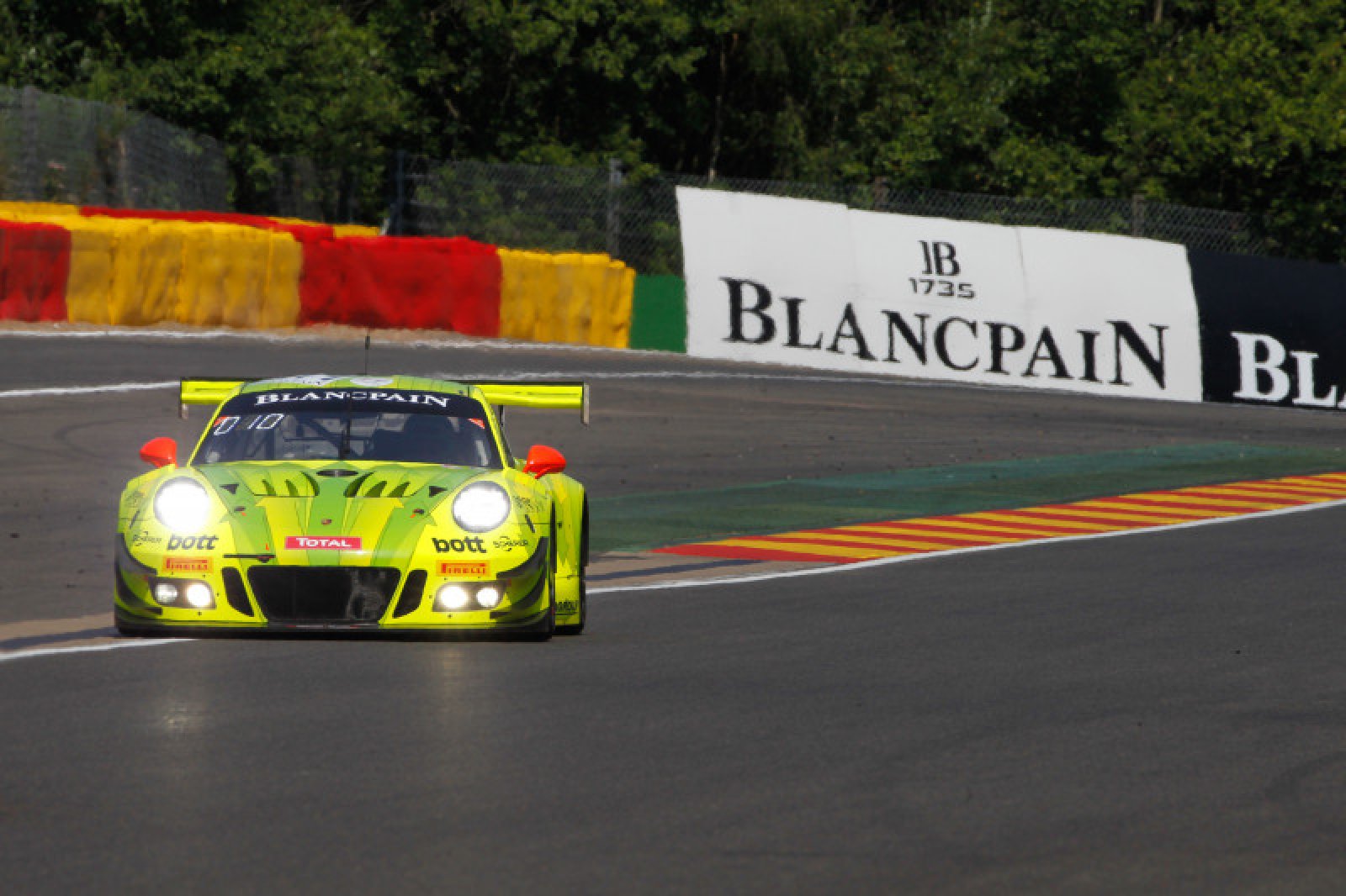 Two new entrants to field Porsche machinery in 2019 Endurance Cup