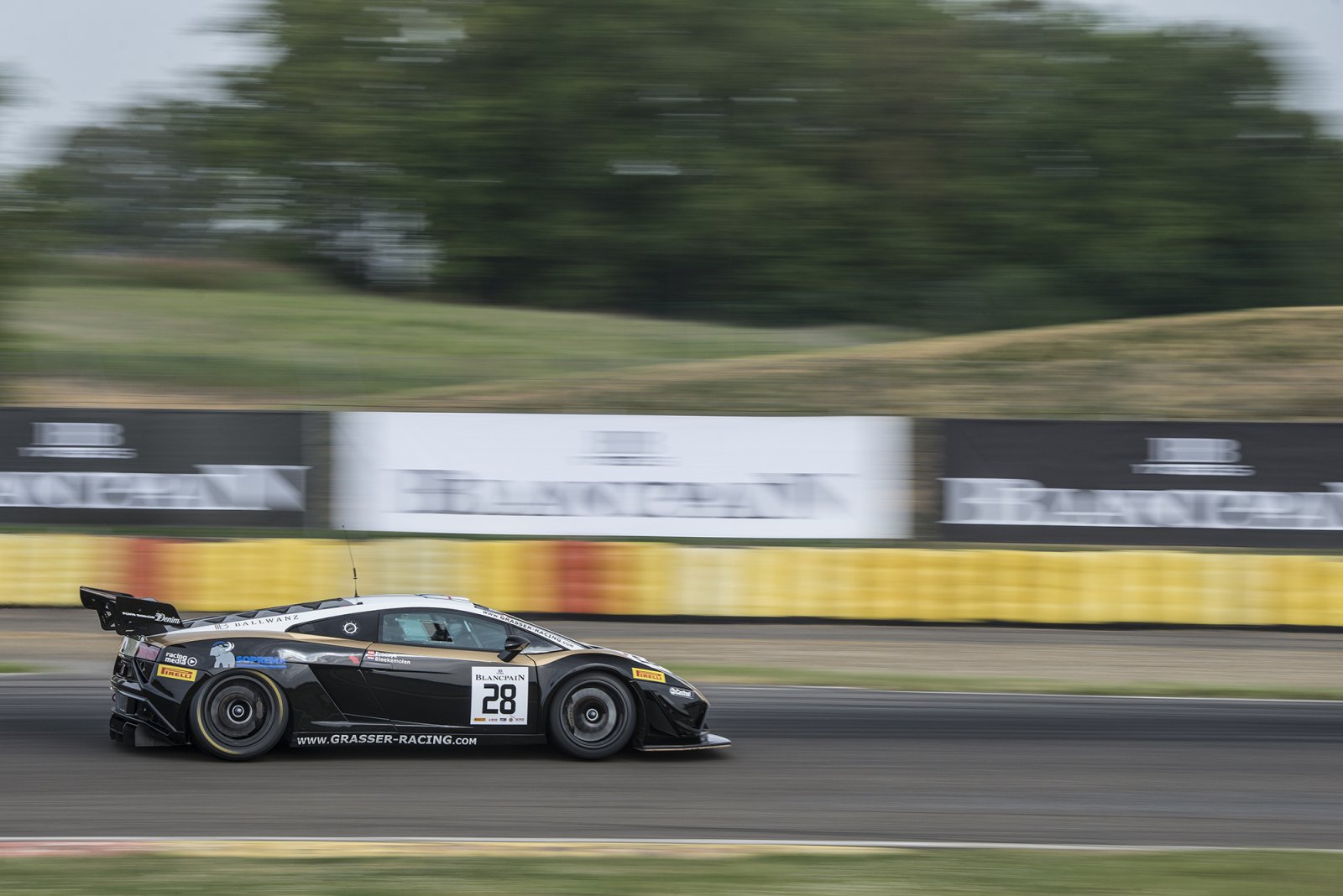 Jeroen Bleekemolen takes pole for Qualifying Race in Nogaro