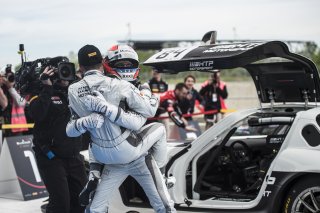 Winners PRO-CUP Main Race / Buhk (DEU) – Götz (DEU) / Mercedes SLS AMG GT3 #84 HTP MOTORSPORT