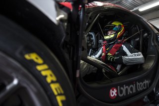Sten Pentus (EST) / Mclaren MP4-12C GT3 #61 BHAITECH
