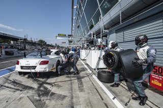 D’Ambrosio (BEL) – Tappy (GBR) – Leclerc (FRA) / Bentley Continental GT3 #8 M-SPORT BENTLEY