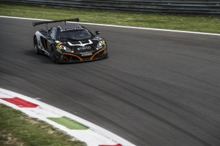 Ojjeh (SAD) – Grotz (DEU) – Vervisch (BEL) / Mclaren MP4-12C #15 BOUTSEN GINION
