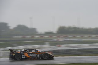 Sarkissian (LEB) – Demirdjian (LEB) – Vervisch (BEL) / Mclaren MP4-12C #16 BOUTSEN GINION