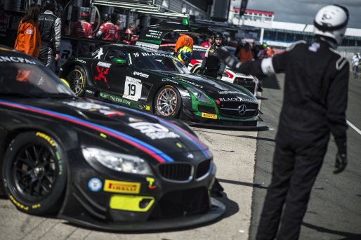 Al Faisal (SAD) – Haupt (DEU) – Simonsen (SWE) / Mercedes SLS AMG GT3 #19 BLACK FALCON | Brecht Decancq Photography / Brecht Decancq