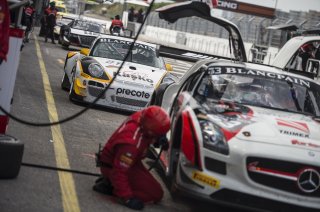 Renauer (DEU) – van Lagen (NED) / Porsche 997 GT3-R #21 TONINO TEAM HERBERTH