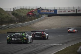 Pentus (EST) – Lloyd (GBR) / Mclaren MP4-12C GT3 #61 BHAITECH