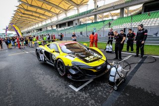 #9 K-PAX Racing McLaren 650 S GT3 Alvaro Parente (PRT) Shane Van Gisbergen (NZL) Come Ledogar (FRA)