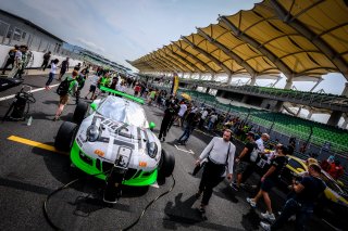 #912 Manthey Racing Porsche 911 GT3R Frederic Makowiecki (FRA) Richard Lietz (AUT) Michael Christensen (DNK)