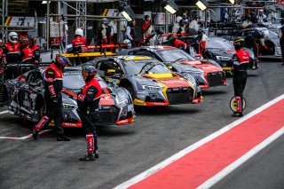 Pitlane Ambiance