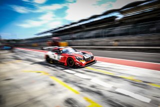 Free Practice 2 Pitlane