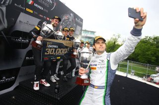 #8 BENTLEY TEAM M-SPORT (GBR) BENTLEY CONTINENTAL GT3 ANDY SOUCEK (SPA) AND WINNERS