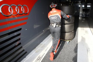 BELGIAN AUDI CLUB TEAM WRT (BEL) AUDI R8 LMS GT3 MECHANIC