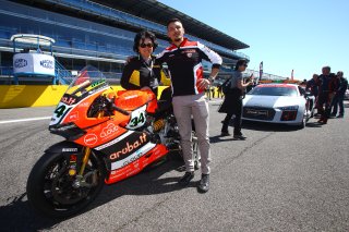DUCATI OF THE PIRELLI SHOW ON THE STARTING GRID