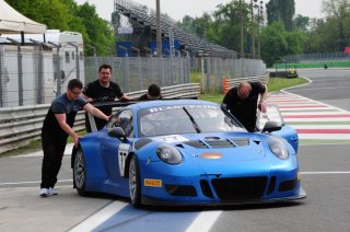 #77 ATTEMPTO RACING (DEU) PORSCHE 911 GT3 R