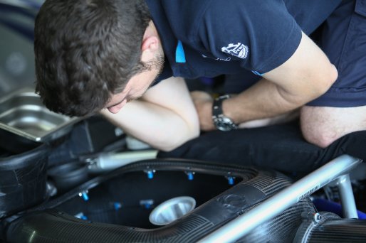 #14 EMIL FREY JAGUAR RACING (CHE) EMIL FREY JAGUAR G3 GT3 MECHANIC | OLIVIER BEROUD / VISION SPORT AGENCY