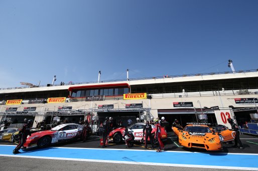 #22 MOTUL TEAM RJN MOTORSPORT (GBR) NISSAN GT-R NISMO GT3 MATT SIMMONS (AUS) MATTHEW PARRY (GBR) STRUAN MOORE (GBR) PRO CUP | OLIVIER BEROUD / VISION SPORT AGENCY