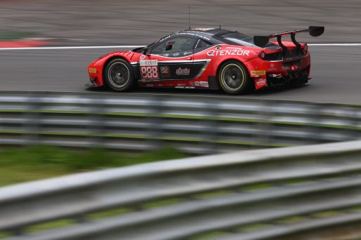 #888 KESSEL RACING (CHE) FERRARI F458 ITALIA GT3 MARCO ZANUTTINI (ITA) LIAM TALBOT (AUS) VADIM GLITIN (RUS) NICOLA CADEI (ITA) | OLIVIER BEROUD / VISION SPORT AGENCY