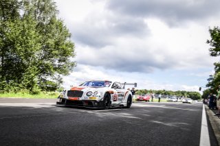 #30 TEAM PARKER RACING (GBR) BENTLEY CONTINENTAL GT3 
