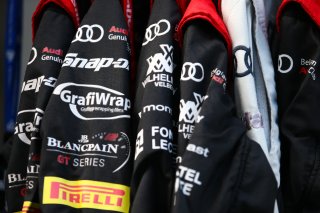 RACING SUITS IN A BOX