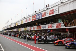 AMBIANCE PITLANE