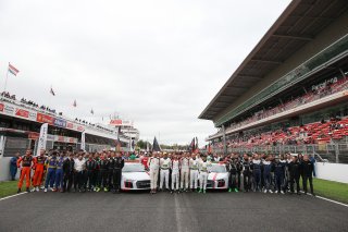 GROUP PICTURE TO SUPPORT PUERTO RICO AFTER HURRICANE