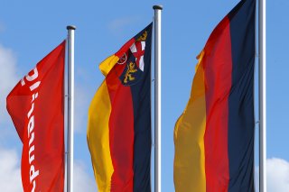 AMBIANCE NURBURGRING FLAGS