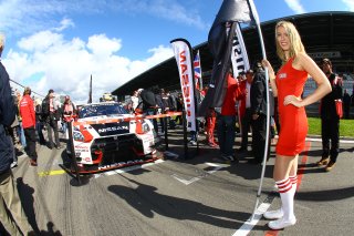 GRID GIRL