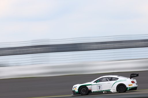#7 BENTLEY M-SPORT (GBR) BENTLEY CONTINENTAL GT3 GUY SMITH (GBR) ANDY MEYRICK (GBR) STEVEN KANE (GBR) | OLIVIER BEROUD / VISION SPORT AGENCY
