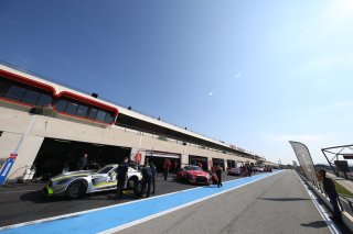 AMBIANCE PITLANE