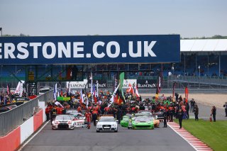 AMBIANCE STARTING GRID