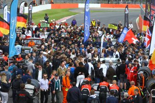AMBIANCE STARTING GRID