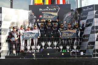 OVERALL PODIUM OF THE RACE