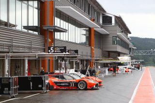 AMBIANCE PITLANE