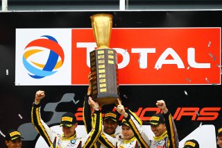 #46 BMW SPORTS TROPHY TEAM MARC VDS (BEL) BMW Z4 GT3 LUCAS LUHR (DEU) MARKUS PALTALLA (FIN) NICK CATSBURG (NDL) OVERALL WINNERS WITH BAS LEINDERS (BEL) TEAM MANAGER