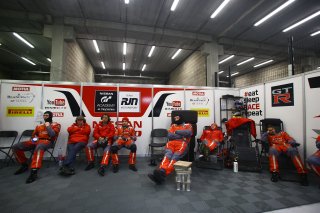 RJN MOTORSPORT (GBR) CREW