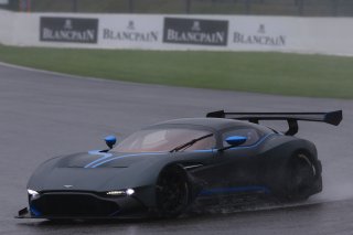 ASTON MARTIN VULCAN DEMONSTRATION