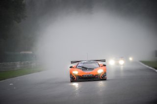 #58 VON RYAN RACING (NZL) MCLAREN 650 S GT3 SHANE VAN GISBERGEN (NZL) ROB BELL (GBR) KEVIN ESTRE (FRA)