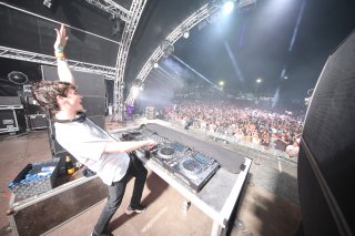 HENRI PFR (BEL) DJ SET