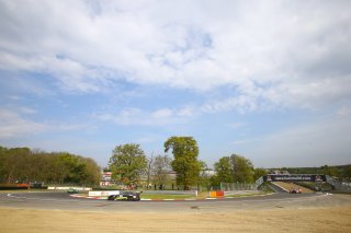 AMBIANCE TRACKSIDE