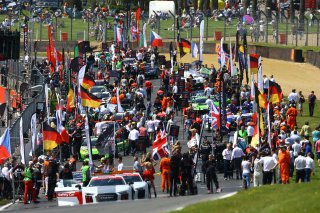 AMBIANCE STARTING GRID