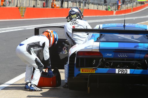 #6 PHOENIX RACING (DEU) AUDI R8 LMS GT3 MARKUS WINKELHOCK (DEU) NIKI MAYR MELHNOF (AUT) | OLIVIER BEROUD / VISION SPORT AGENCY