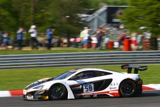 #58 GARAGE 59 (GBR) MCLAREN 650 S GT3 ALVARO PARENTE (PRT) ROB BELL (GBR)