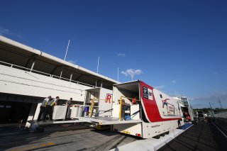 NISSAN GT ACADEMY TEAM RJN (GBR) TRUCK