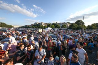 CROWD