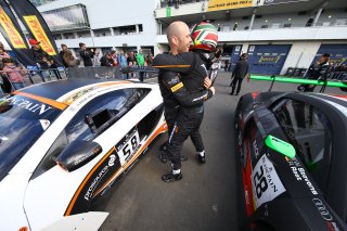 #58 GARAGE 59 (GBR) MCLAREN 650 S GT3 ALVARO PARENTE (PRT) ROB BELL (GBR) OVERALL WINNER