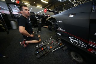 #33 BELGIAN AUDI CLUB TEAM WRT (BEL) AUDI R8 LMS GT3 MECHANIC