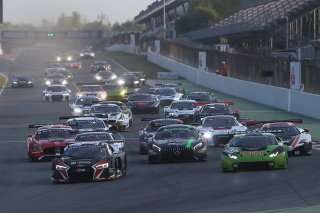 START OF THE QUALIFYING RACE