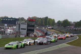 START OF THE QUALIFYING RACE